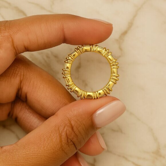 Gold or Silver “Hailey” 💎 Eternity Ring (multiple sizes) - Picture 5 of 10